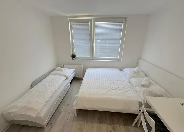 Krásny - Neďaleko Centra Apartamento *