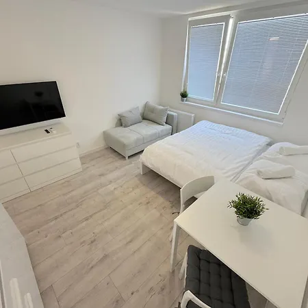 Krásny - Neďaleko Centra